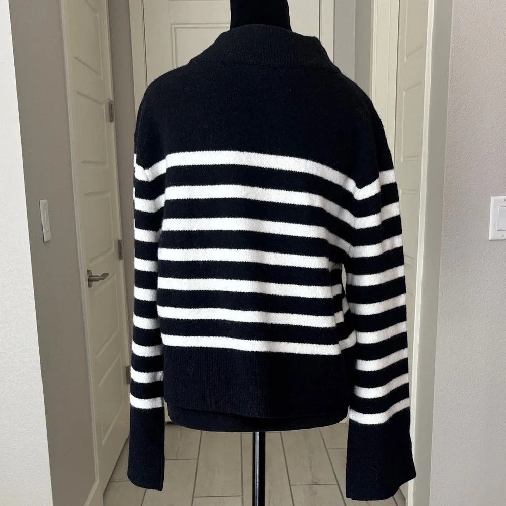 J. Crew Strip Sweater Size S  NWT - Picture 7 of 11